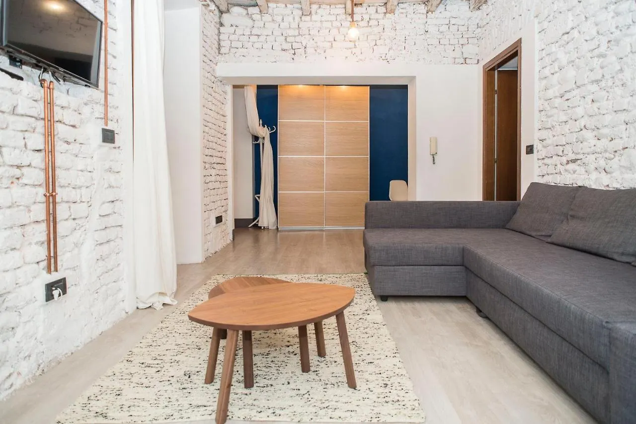 Living Milan - Via Brera 23 Apartment