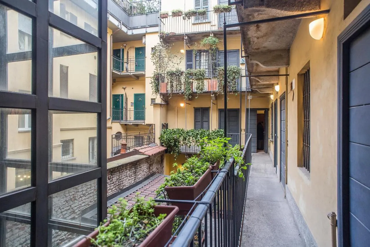 Living Milan - Via Brera 23 Apartment