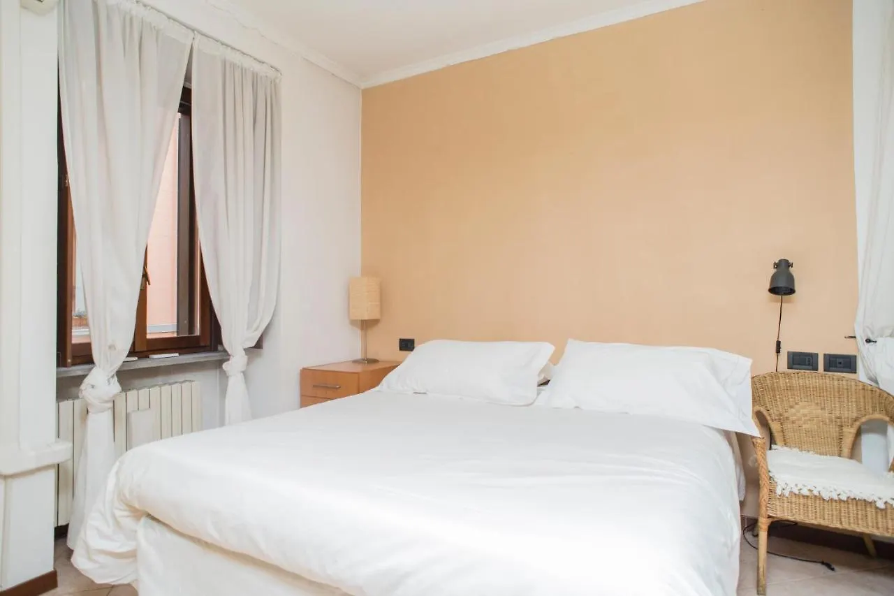 Living Milan - Via Brera 23 Apartment